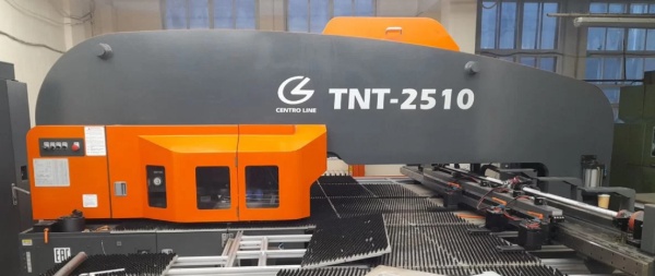 Координатно-револьверный вырубной пресс с ЧПУ TNT 2510-45-4i Сentro Line