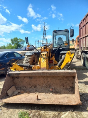 Телескопический погрузчик JCB 540-140