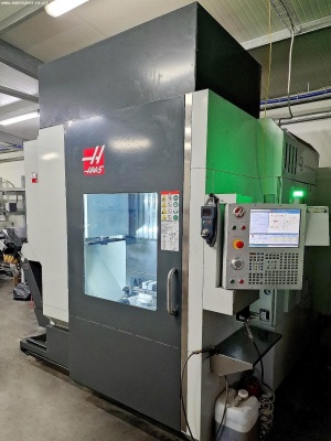 Вертикальный обрабатывающий центр с ЧПУ HAAS UMC-750SS