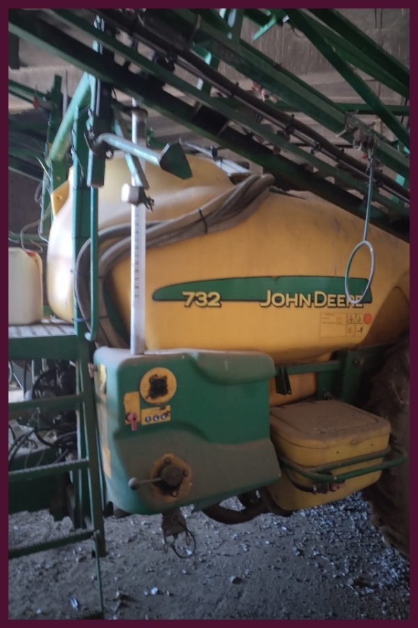 Опрыскиватель «john deere 732 М»