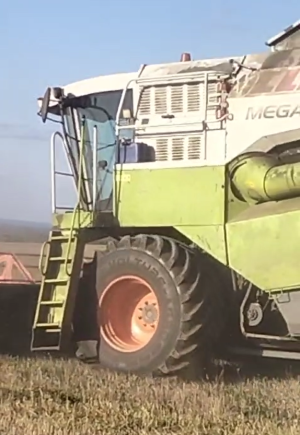 Комбайн «claas mega-360»