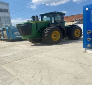 Трактор сельскохозяйственный John Deere