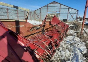 Жатка для уборки подсолнечника наш 873