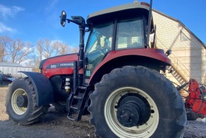 Трактор «BUHLER Versatile 305»