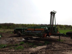 Широкозахватный посевной комплекс Amazone D9 -120