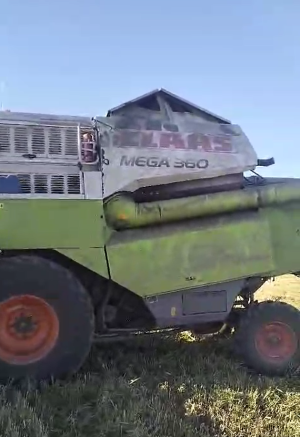 Комбайн «claas mega-360»