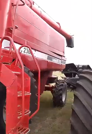 Комбайн «Case IH 2388»