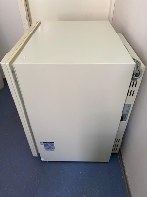 Углекислотный CO2 инкубатор SANYO MCO-20AIC