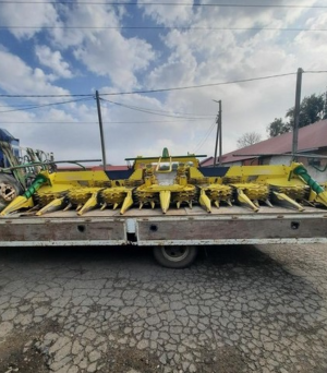 Жатка кукурузная John Deere kemper chempion 360