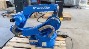 Промышленный робот YASKAWA MOTOMAN MH24