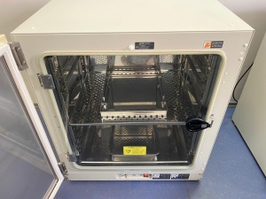 Углекислотный CO2 инкубатор SANYO MCO-20AIC