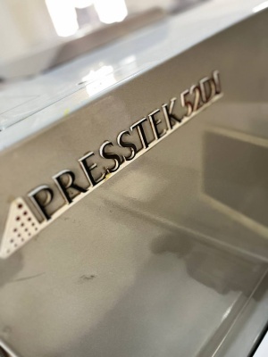 Цифровой Сухой офсет Presstek 52DI