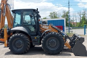 Новый экскаватор-погрузчик CASE 695 SV 2023 г