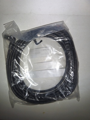 XS2F-M12PVC4A5M Кабель с гнездом M12, 4 провода, угловой, ПВХ, 5м OMRON