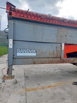 Грохот мобильный SANDVIK QA 330