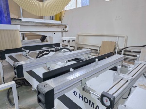 Обрабатывающий центр HOMAG CENTATEQ P-100