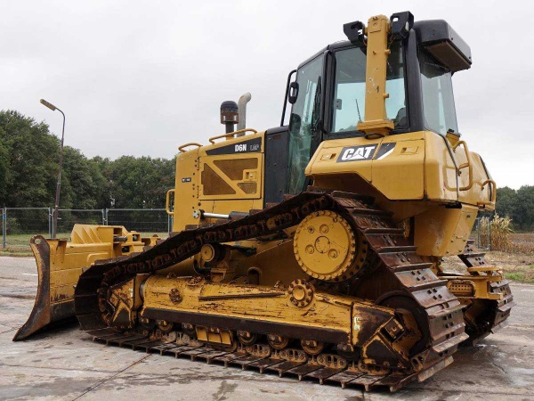 Запасные части бульдозеров Caterpillar D6N и D6M