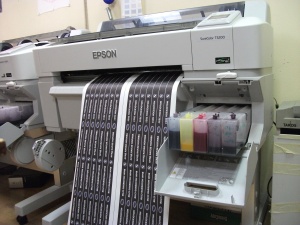 плоттер Epson SureColor T3200 с большим набором комплектующих