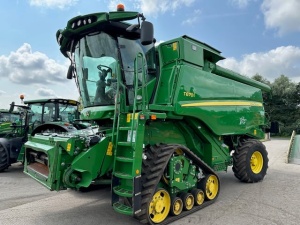 2018 John Deere T670i Комбайн –