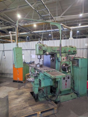 CORREA BC5000-UE UNIVERSAL MILLING MACHINE