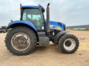 Трактор New Holland T8040