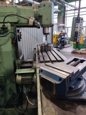 CORREA BC5000-UE UNIVERSAL MILLING MACHINE