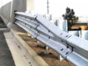 21_2_steel_thrie_beam_guardrail_3